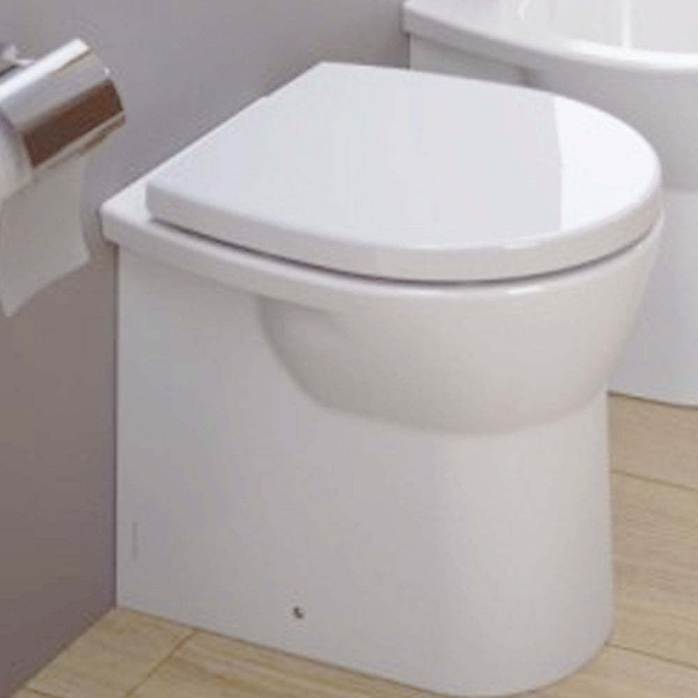 Wc filo muro per spazi piccoli mod. Casual cm 34x49 con sedile chiusura rallentata