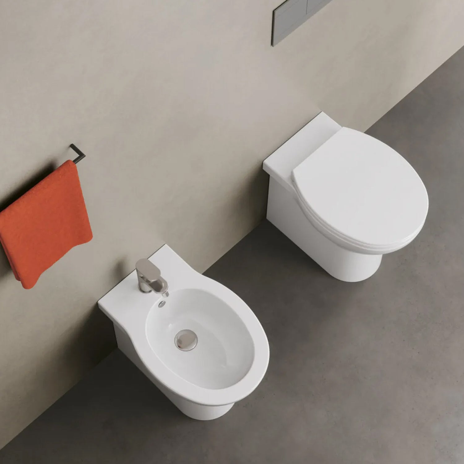 Coppia sanitari filomuro Ceramica Azzurra modello Clik 52x35 cm con sedile Softclose