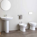 Sanitari con scarico a terra e sedile in termoindurente Ceramica Azzurra modello 'Diana' cm 55