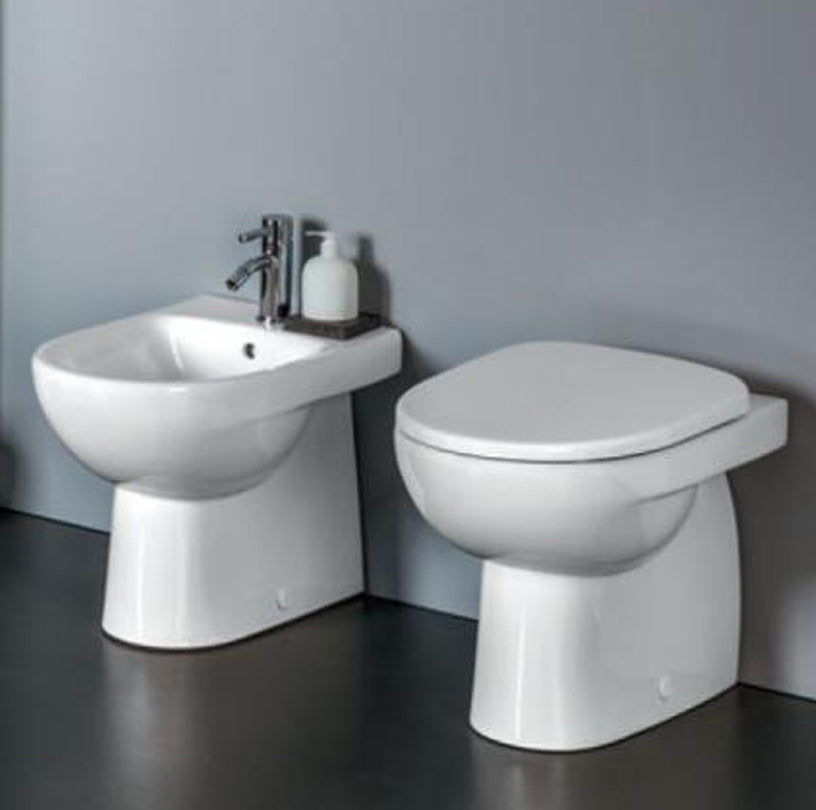 Sanitari filomuro wc+bidet +sedile soft close Geberit 'Selnova' cm 53