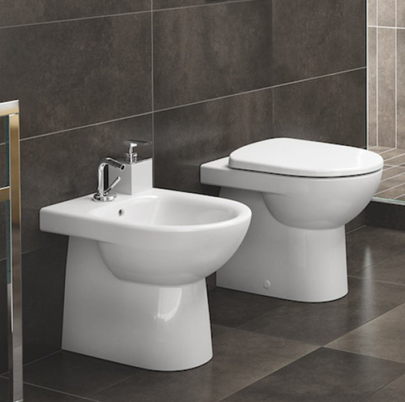Sanitari filoparete wc+bidet +sedile normal close Geberit 'Selnova' cm 53