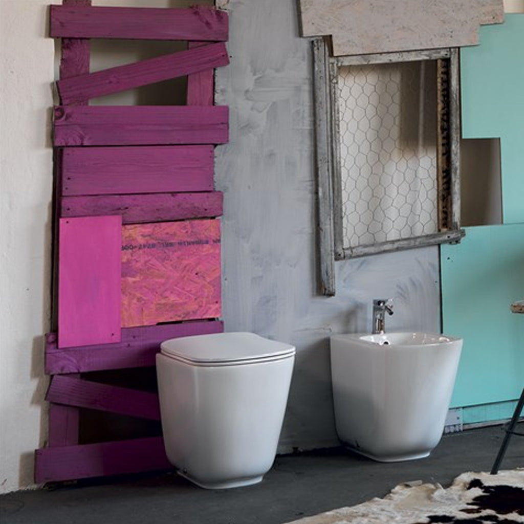 Sanitari filomuro 54x35 cm collezione Tribeca Kerasan con sedile soft close