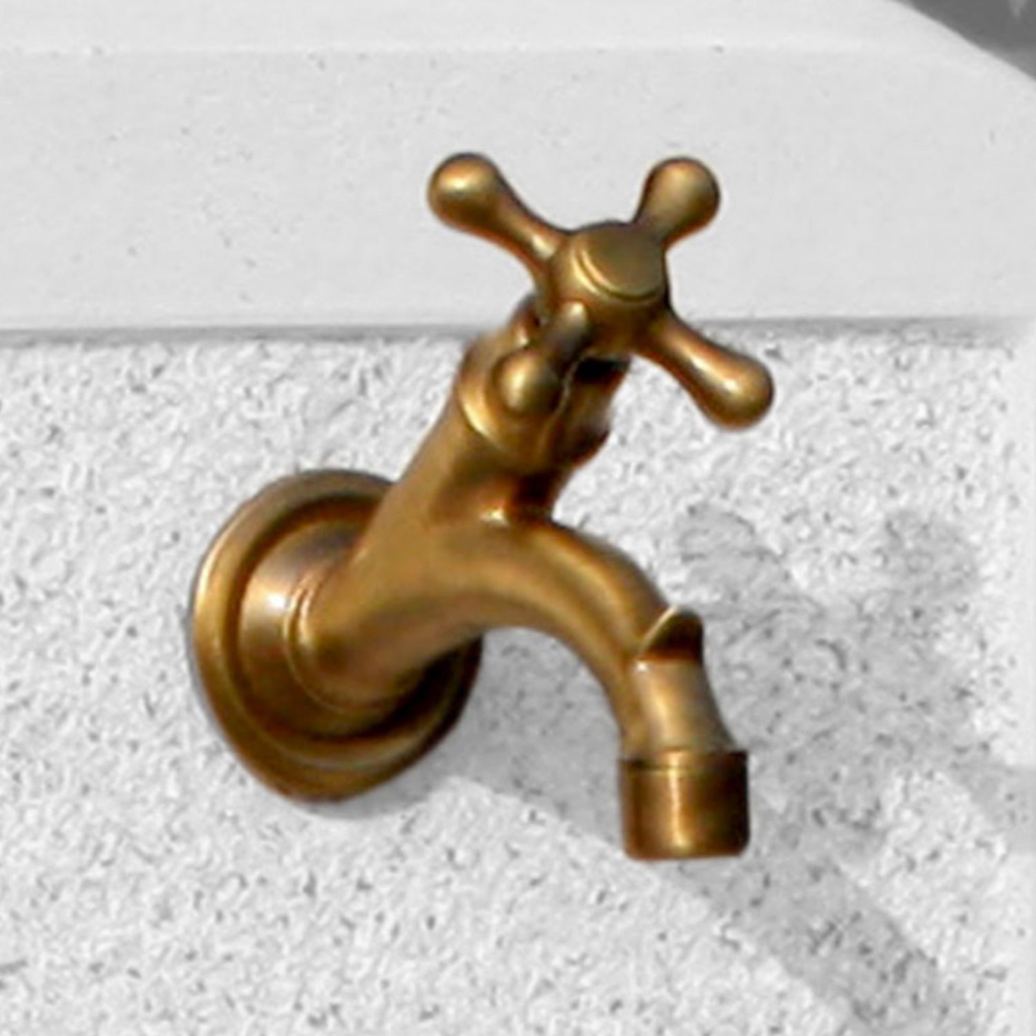 Rubinetto da giardino in ottone bronzato con attacco 1/2"