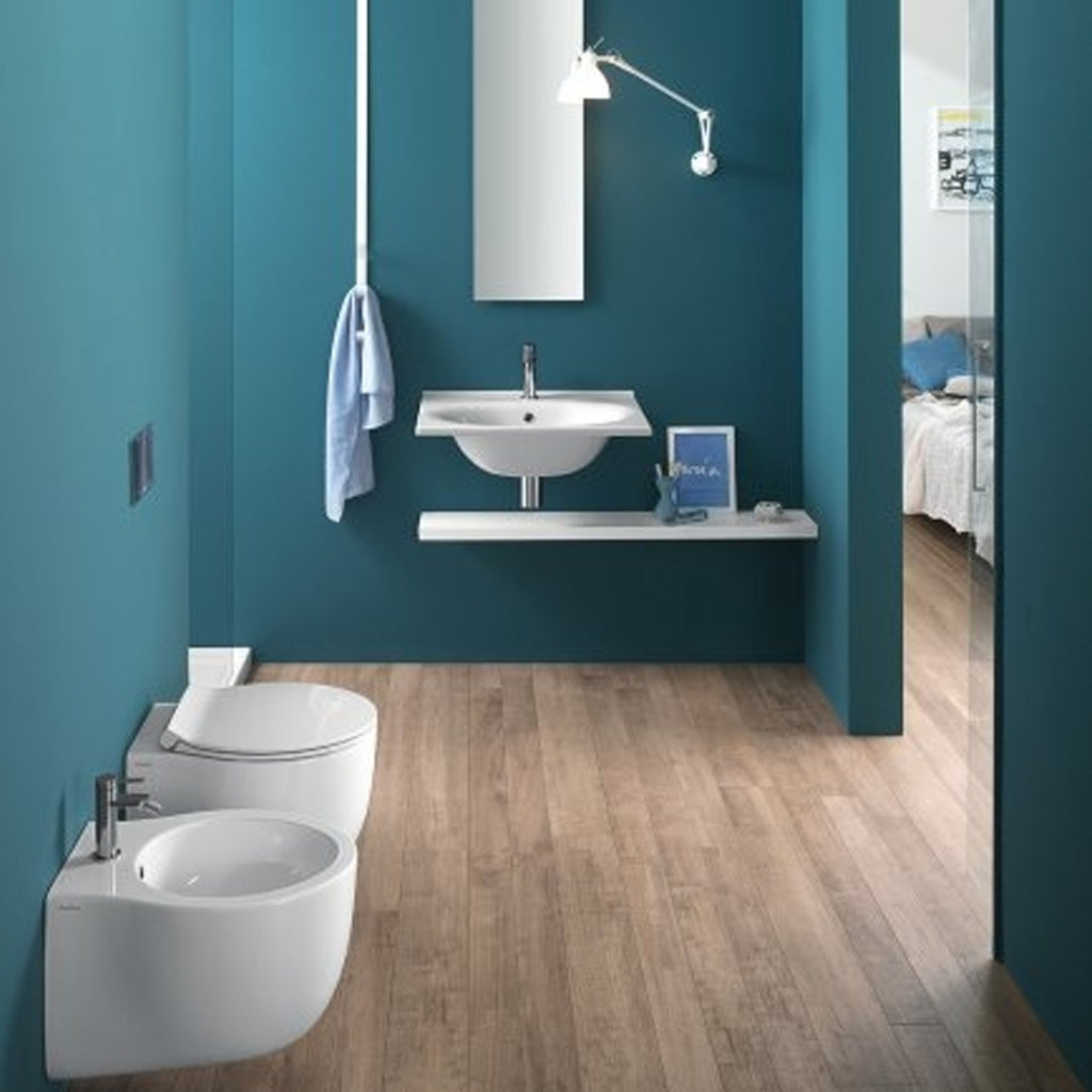 Water sospeso con brida 50x36 cm collezione Le Fiabe di Hatria con sedile soft close