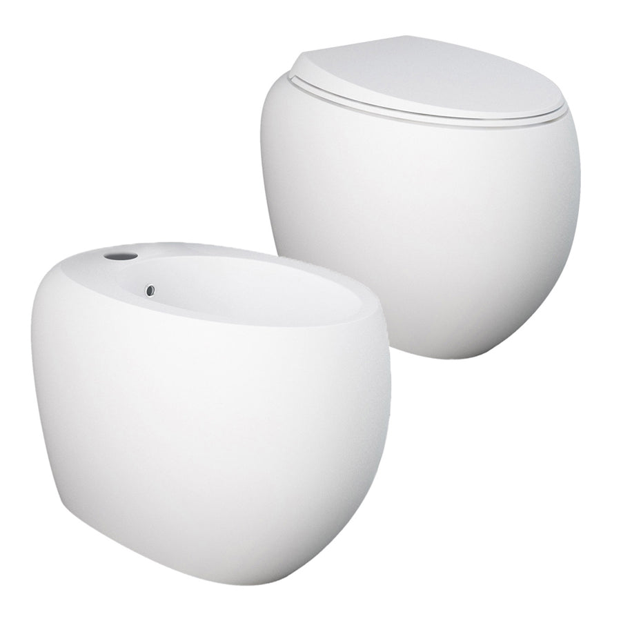 Coppia di sanitari filomuro collezione Cloud di Rak Ceramics cm 56 con copriwater Bianco Opaco