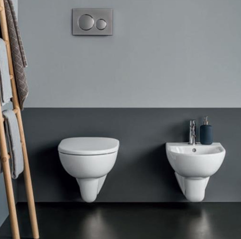 Sanitari sospesi wc+bidet +sedile normal close Geberit 'Selnova Pro' cm 53