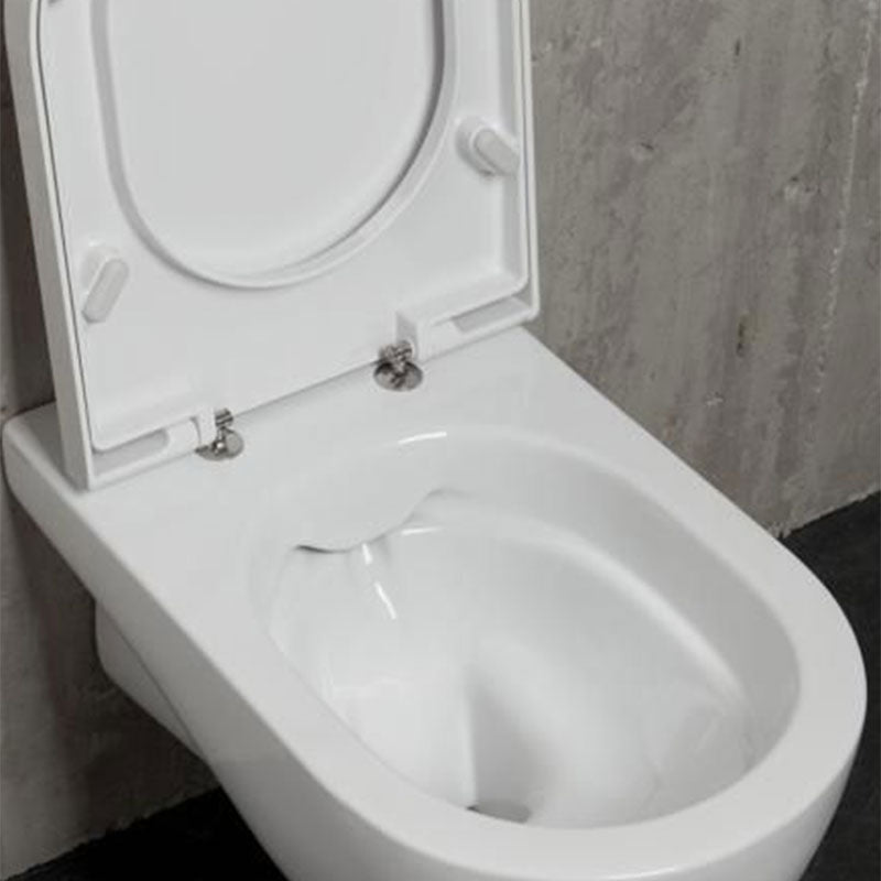 Sanitari Filomuro con scarico traslato Ceramica Azzurra Nuvola con sedile soft-close 55x35xH48 cm