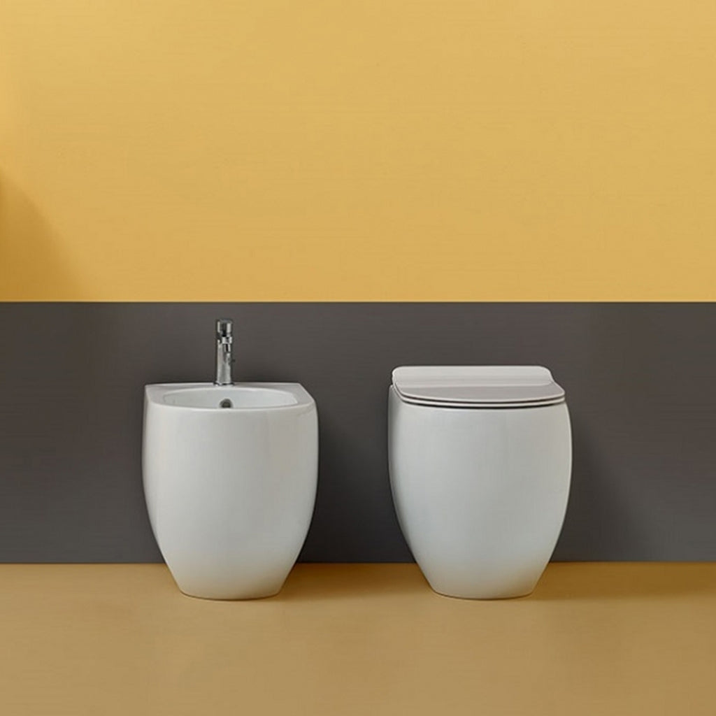 Wc filomuro 52x36 cm senza brida collezione Flo Kerasan con sedile soft close