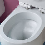 Sanitari sospesi senza brida 54x37 cm collezione Flo Kerasan con sedile soft close