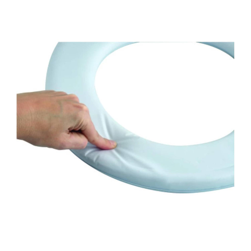 Sedile igienico morbido bianco colore bianco