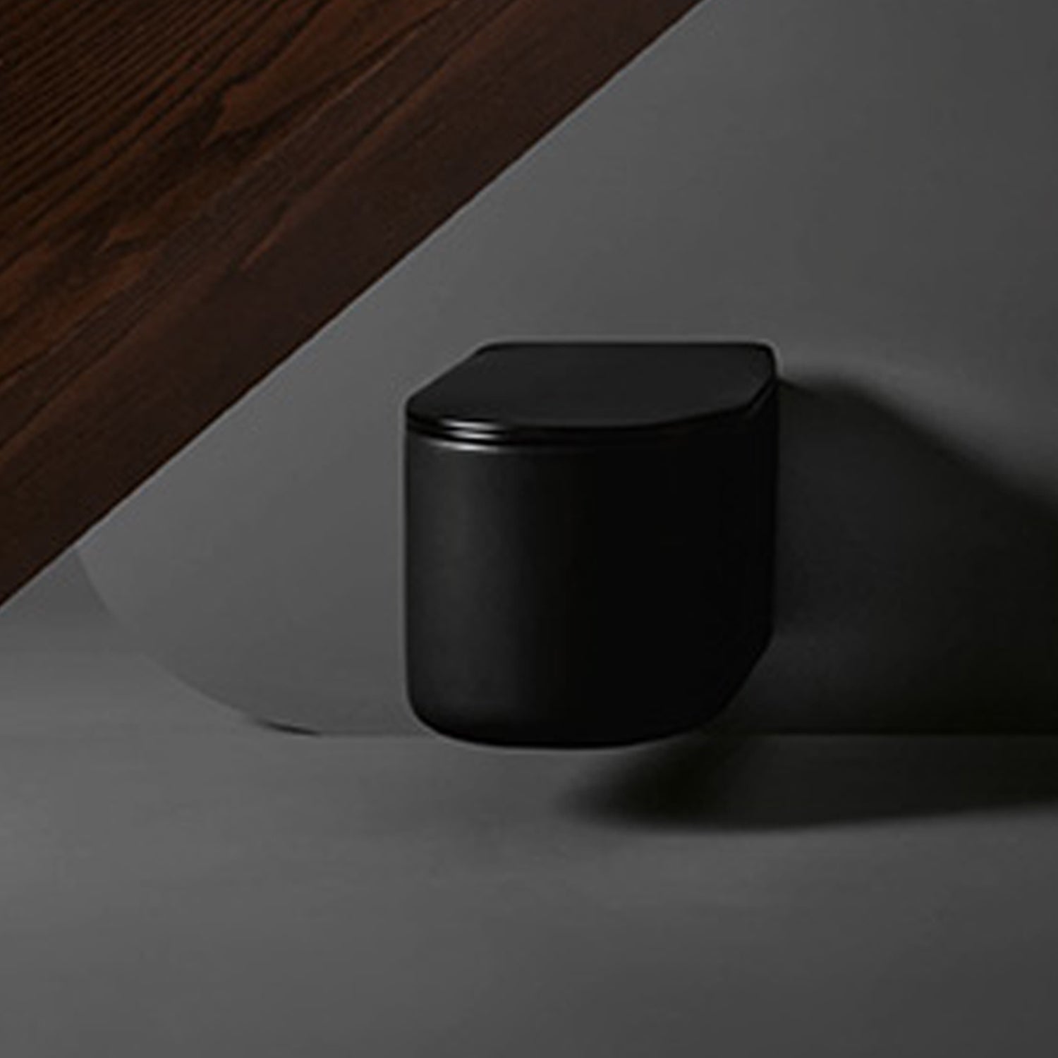 Vaso Sospeso collezione Delano di Axa 54x36xH 32 cm - Nero Opaco