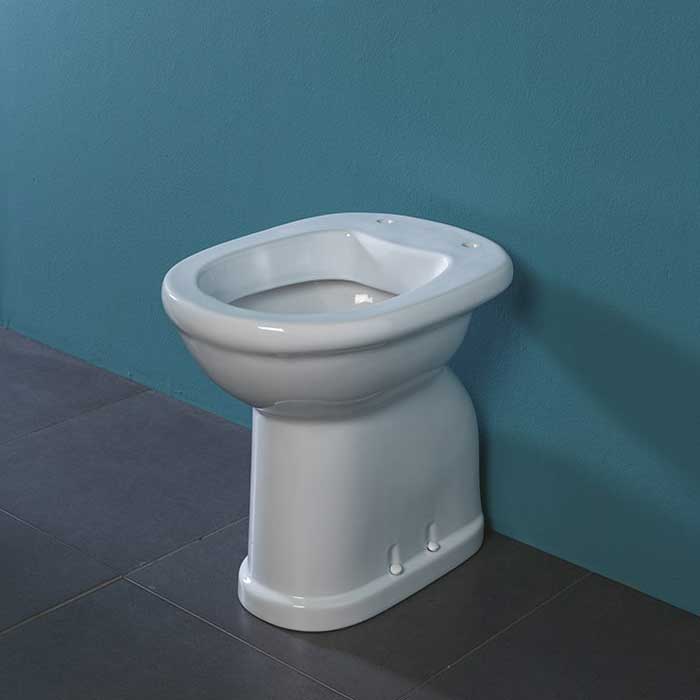 Vaso per persone con disabilitÃ  e persone anziane ceramica bianca con scarico a pavimento Alice Ceramica