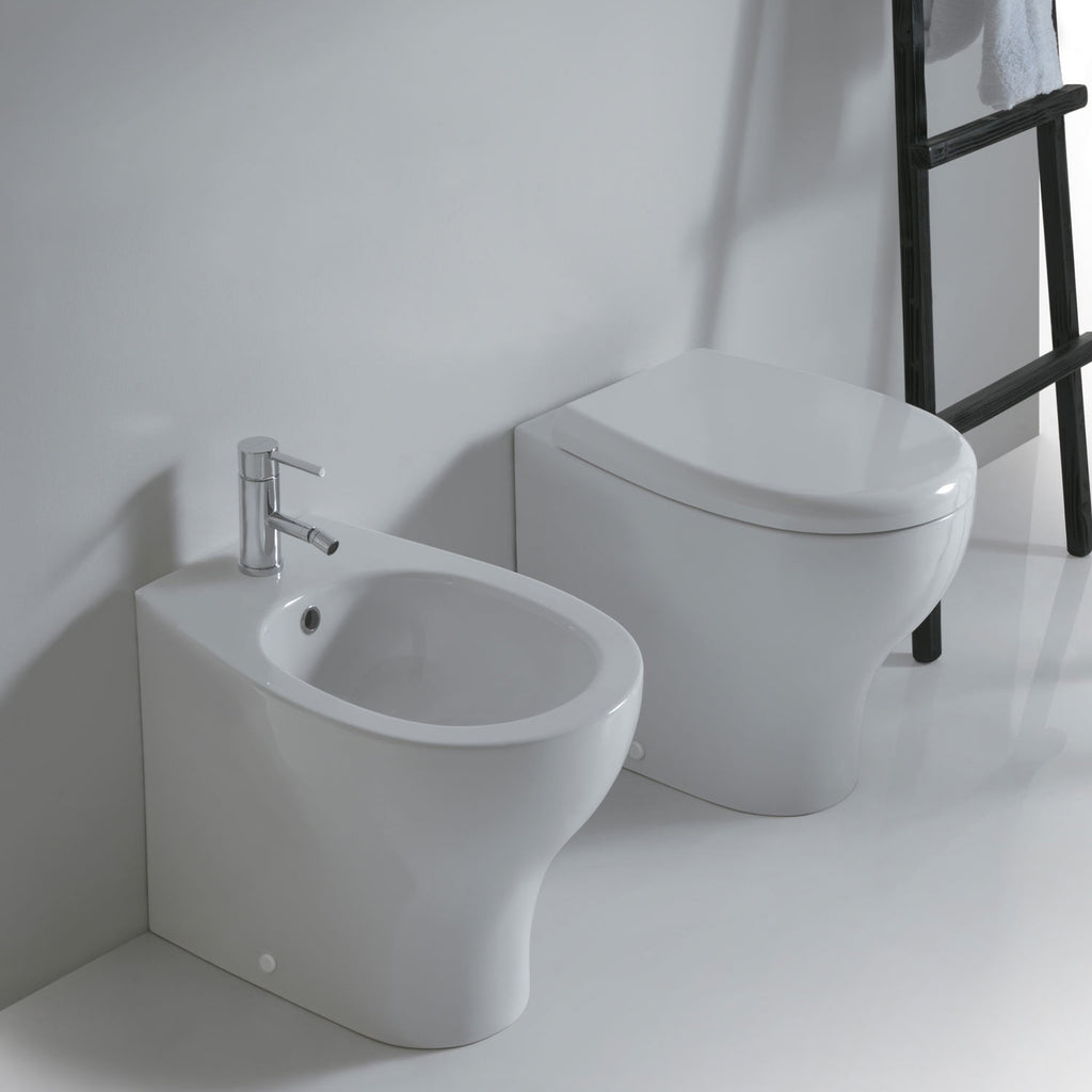 Vaso Filomuro 53x36 cm serie Eden di Ceramica Galassia con sedile slim soft close