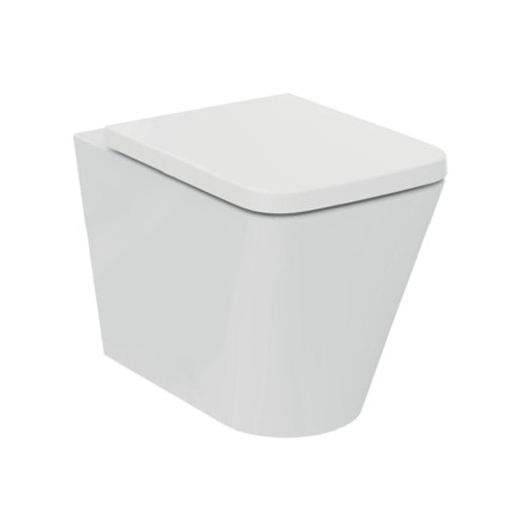 WC filomuro Ideal Standard modello Blend Cube 56
