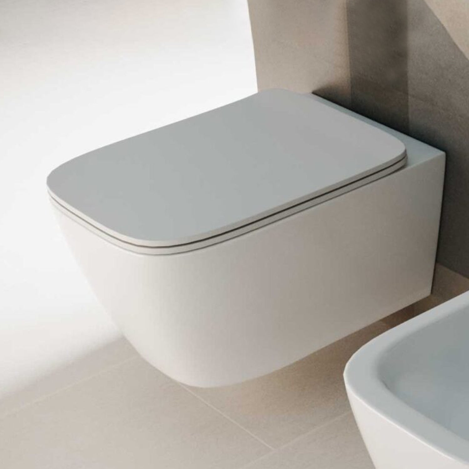 Vaso sospeso con copriwater soft close Nilo BathCore - L 36 Ã— P 52 Ã— H 34 cm