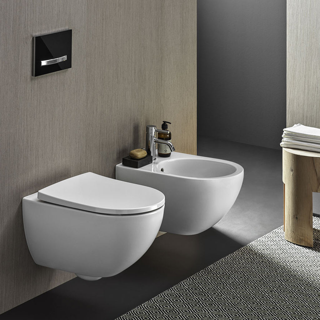 Sanitari sospesi con bidet