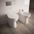 Sanitari Filo Parete con Scarico Traslato completo di sedile Eurovit Ideal standard